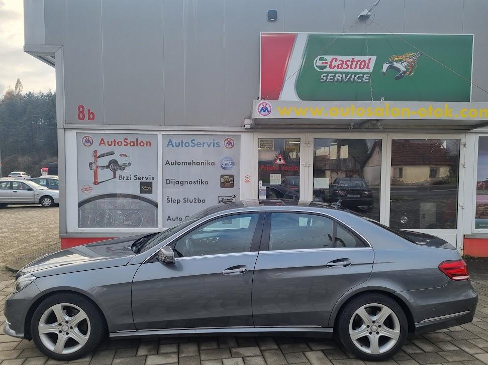 Mercedes-Benz E-klasa 220 CDI - panorama