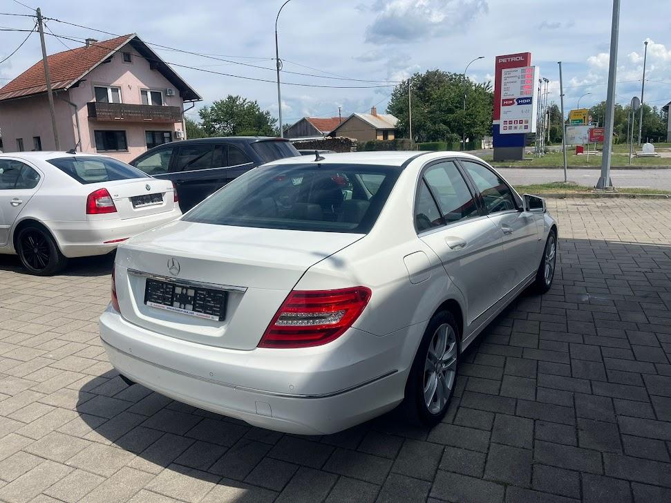 Mercedes-Benz C-klasa 180 CDI