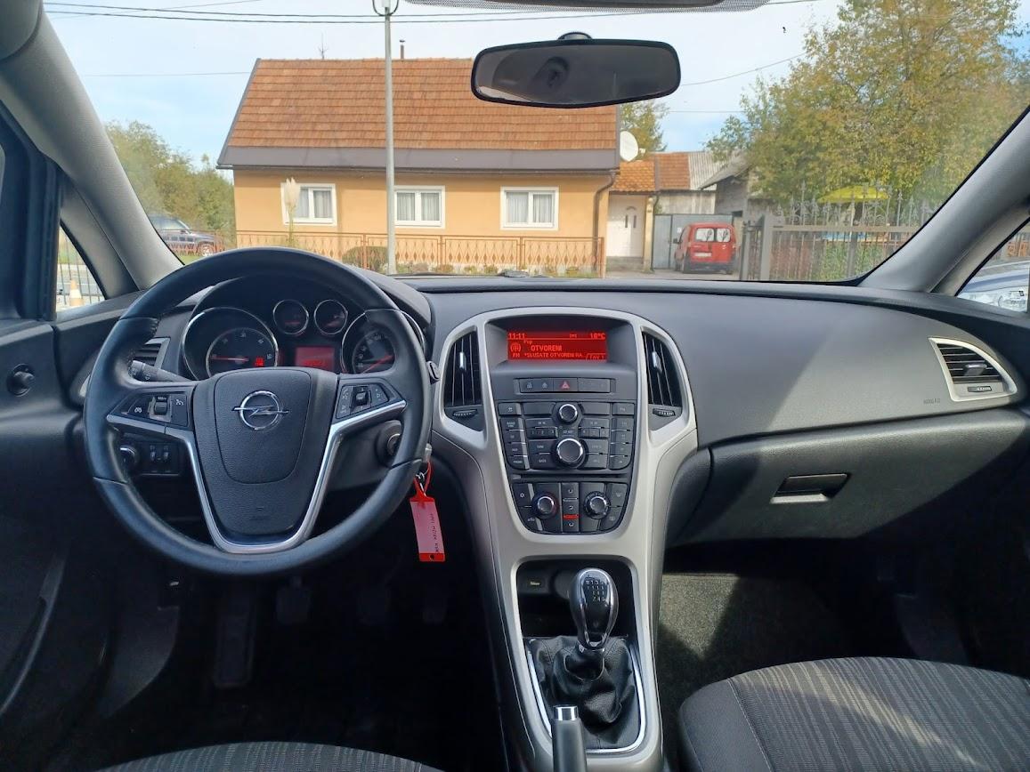 Opel Astra Karavan 1,7 CDTI