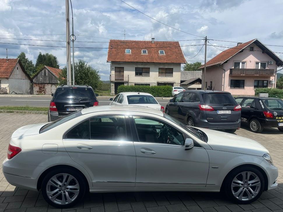 Mercedes-Benz C-klasa 180 CDI