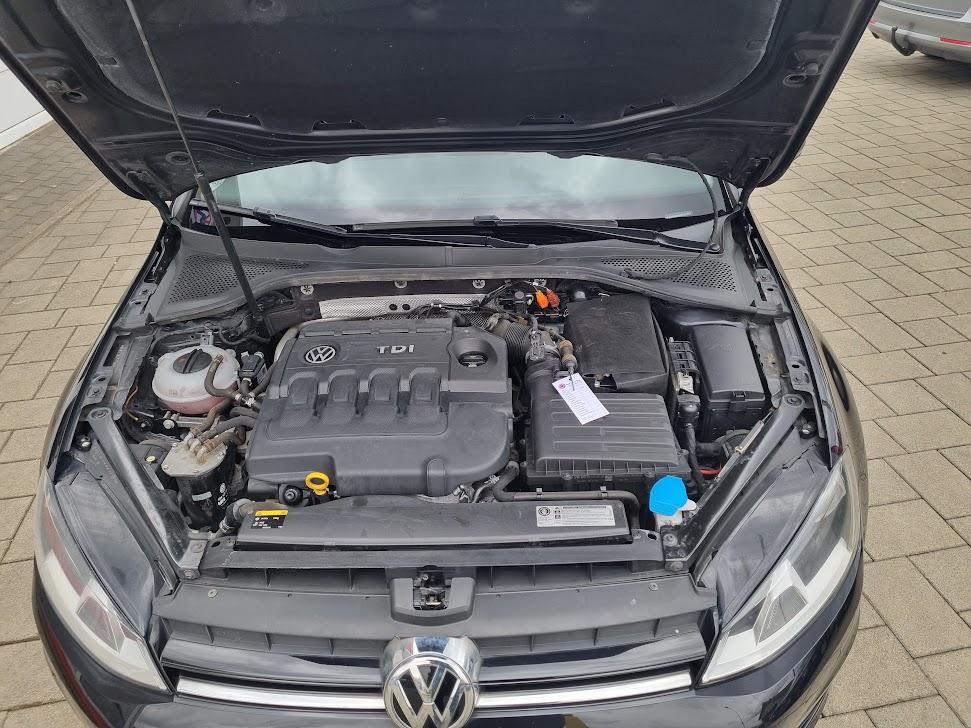 VW Golf 7 Variant 1,6 TDI, koža-alcantara