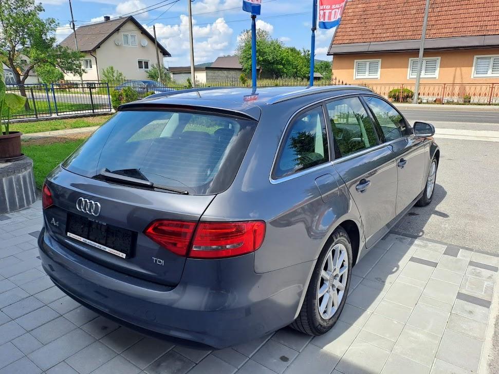 Audi A4 Avant 2,0 TDI. 165 ks