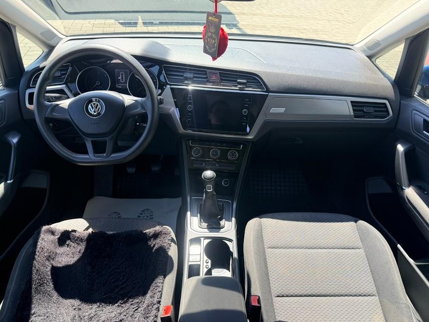 VW Touran 2,0 TDI - PDV u cijeni