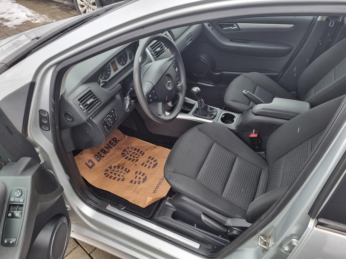 Mercedes-Benz B-klasa 180 CDI